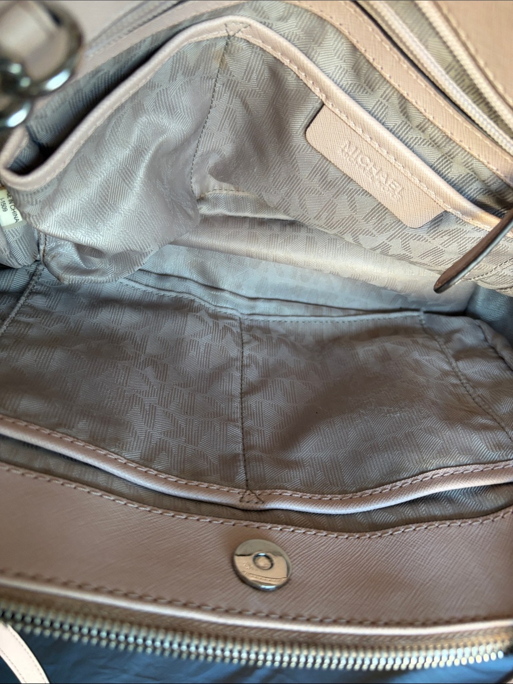 Michael Kors Peach/Pink Saffiano Leather Satchel with MK Charm - Picture 3 of 14